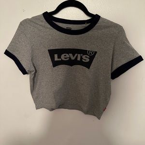 Levi’s crop t-shirt